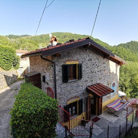 Deliziosa Casetta Sull'Appennino Toscano Montefegatesi ภายนอก รูปภาพ
