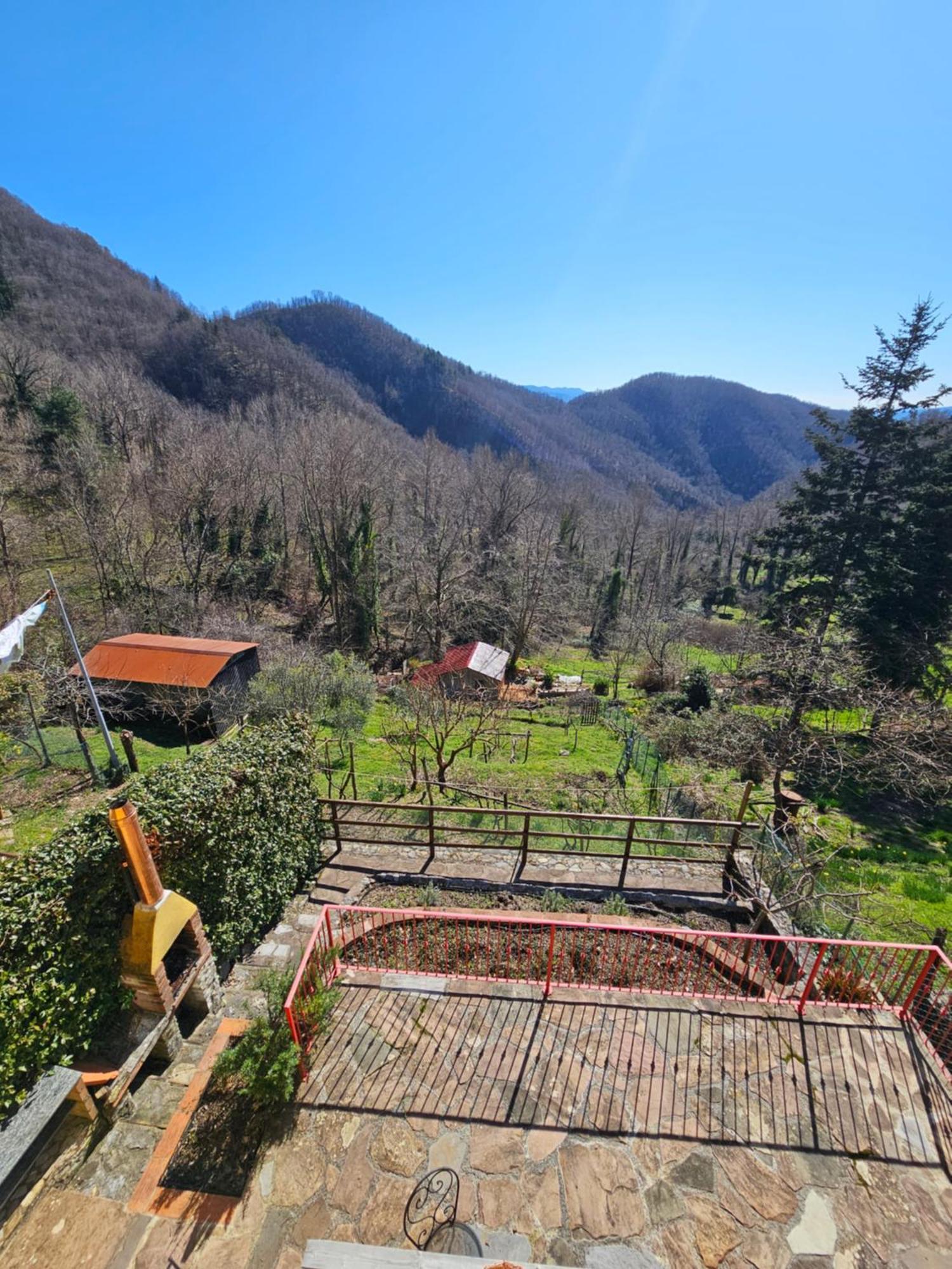Deliziosa Casetta Sull'Appennino Toscano Montefegatesi ภายนอก รูปภาพ